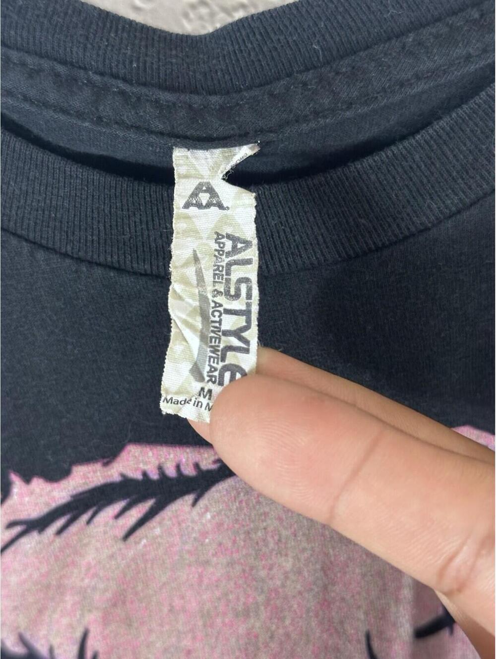 Krewella Graphic T-Shirt Black Pink Bear Band Tee Men’s Medium EDM Music - Picture 4 of 6